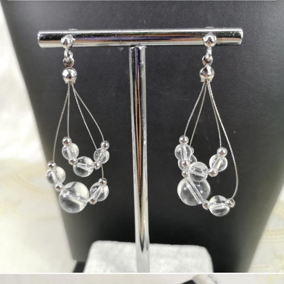 Fashion Earrings 💋 - Picture 3 of 3